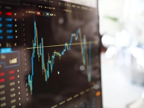 中国银行发布《2021年度经济金融展望报告》